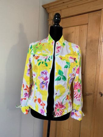 MARCCAIN: Farbenfrohe Sommer-Jacke mit Reissverschluss, 38