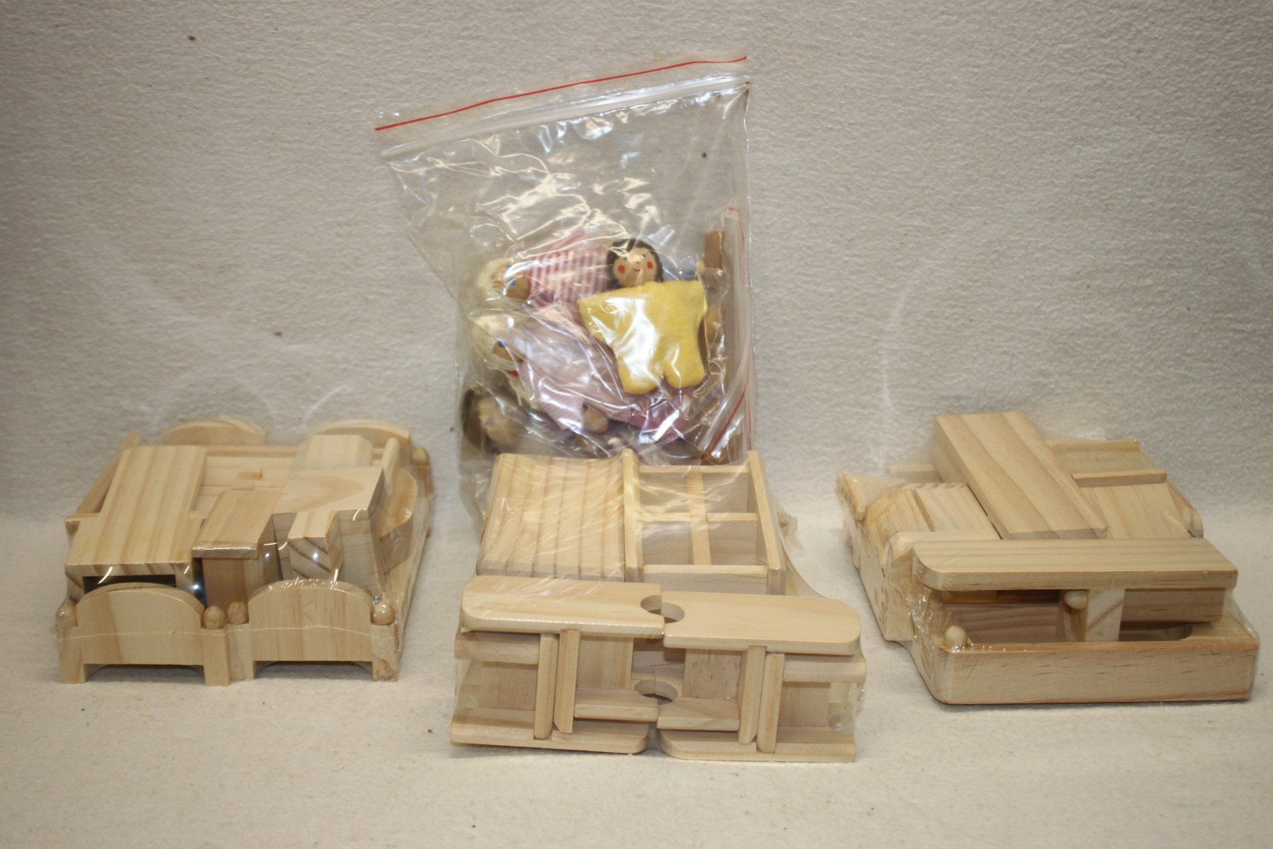 Case e mobili per bambole: Puppenhaus toylino – Usato da Thun venduto da Eika43 3