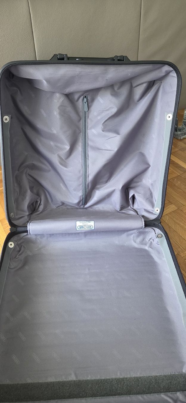 Rimowa Reisekoffer: Rimowa Rollkoffer – Gebraucht aus Basel von RekaR 3