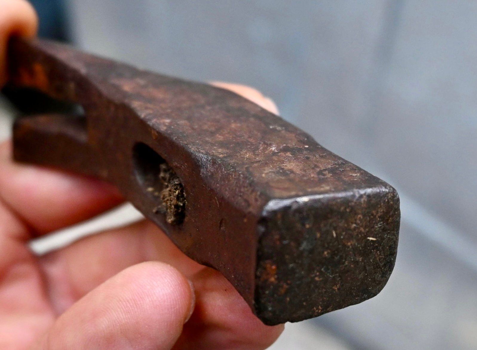 Tutti gli attrezzi: antiker geschmiedeter Schusterhammer Kopf punziert – Usato da Pfaffhausen venduto da mono_rec 8