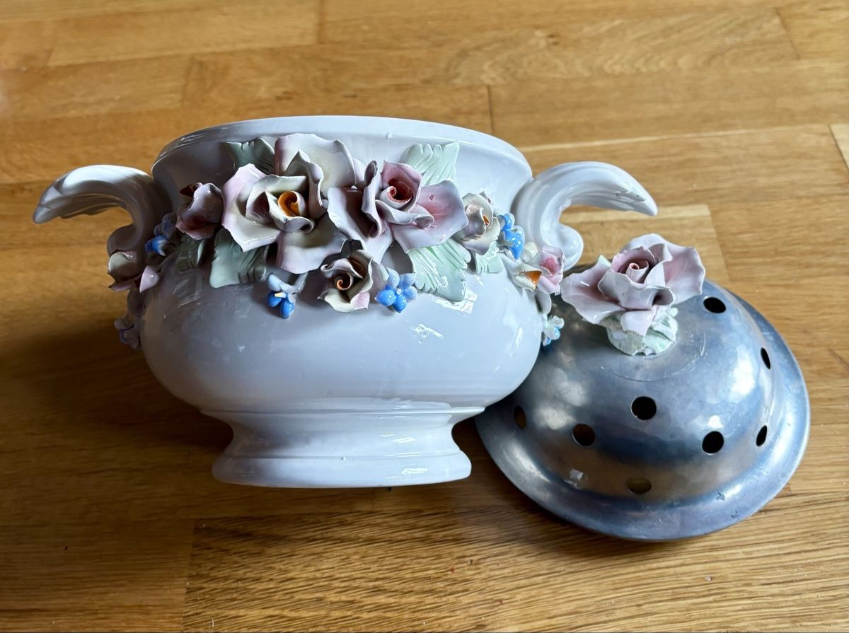 Vasi per fiori: Jardinière en faïence – Usato da Estavayer Le Lac venduto da sico1260 1