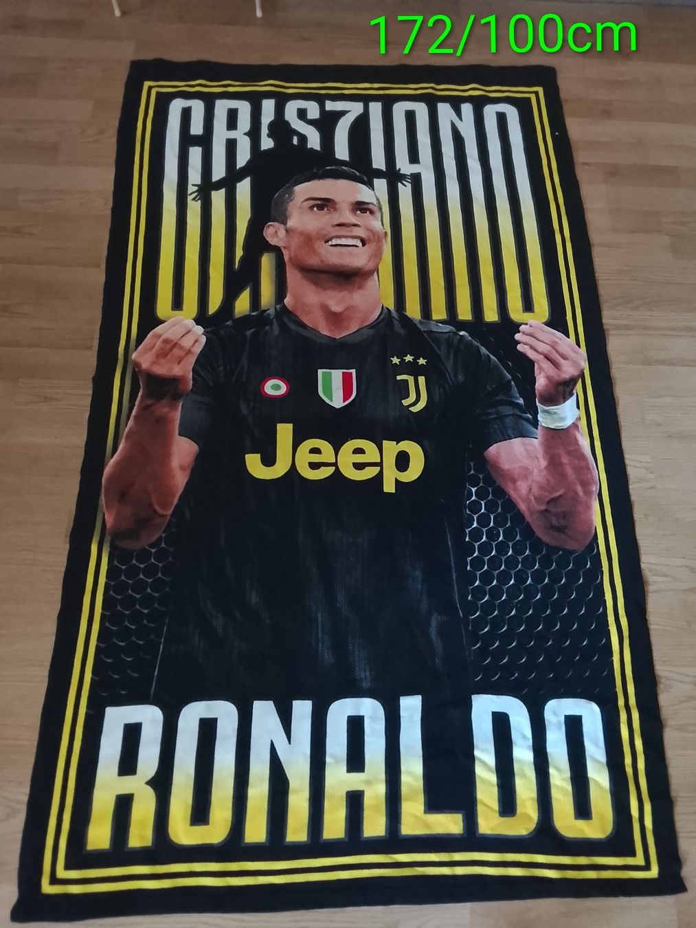 Linge de lit: Linge de piscine Ronaldo  – D'occasion à Couvet par fat_kyl7