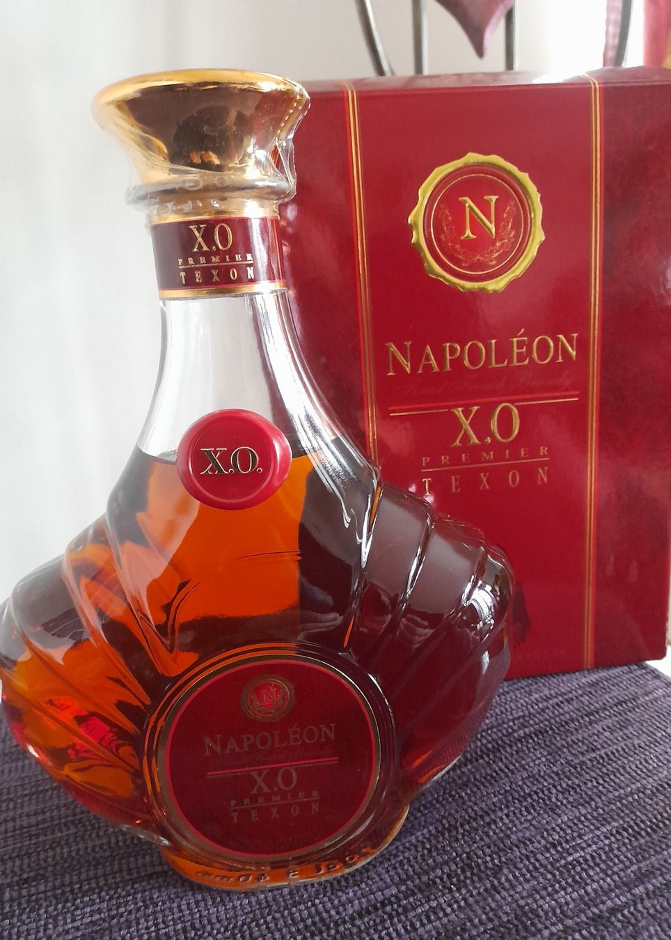 Spirituosen: X.O. Napoléon Feinst Brandy 70cl 40%. – Neu und originalverpackt aus Olten von Sonntag.33