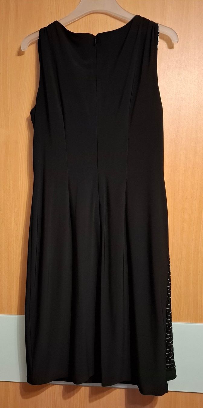 Kleider: Elegantes Kleid schwarz/weiss – Neu (gemäss Beschreibung) aus Solothurn von sweyla21 1