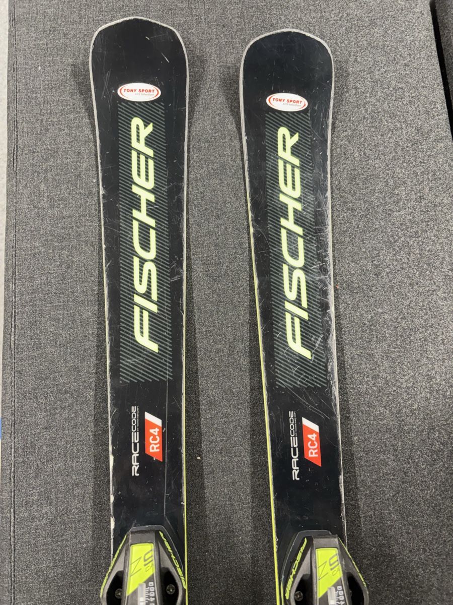 Fischer Skis: Fischer Jugend Rennski  – Gebraucht aus Greppen von Josiehuerlimann 5