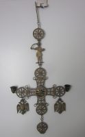 Byzantinisches Kreuz aus Messing, mit 2 Kerzenhaltern