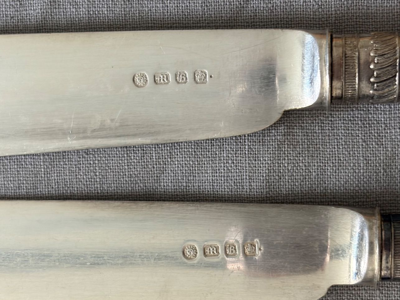 Posate: antike Fischmesser, Silber mit Horngriff – Usato da Luzern venduto da Lampion 1