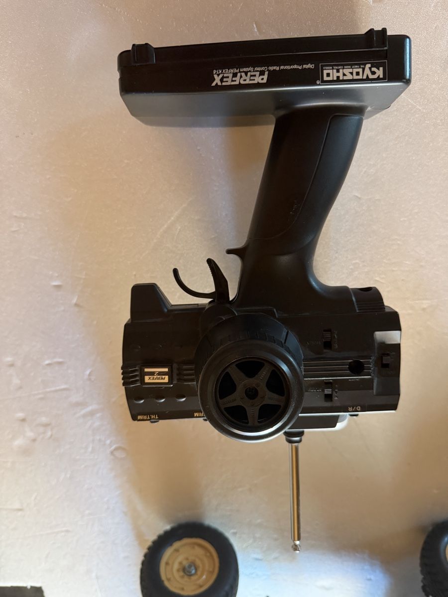 Kyosho Modellismo RC: BUGGY  KYOSHO-TAMIYA  4WD – Usato da Apples venduto da Gasscret 7