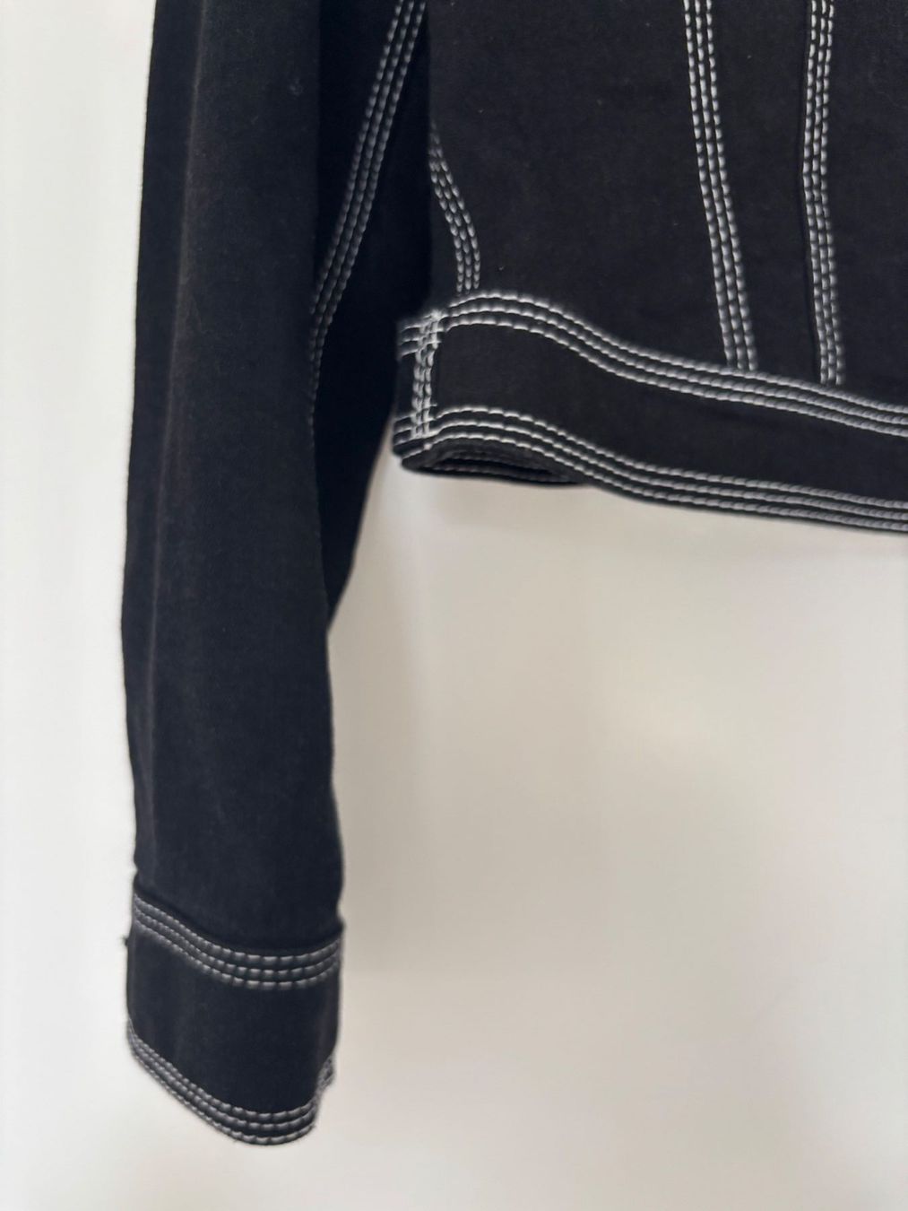 Burberry Jacken: BURBERRY  Jeansjacke schwarz elastisch 34 – Gebraucht aus Herrliberg von mayfi 3