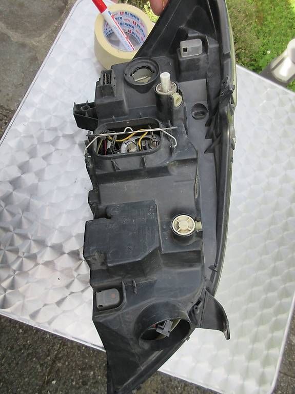 Fari: Phare avant gauche Toyota Corolla E12 – Usato da Champagne venduto da nan_2dwz 2