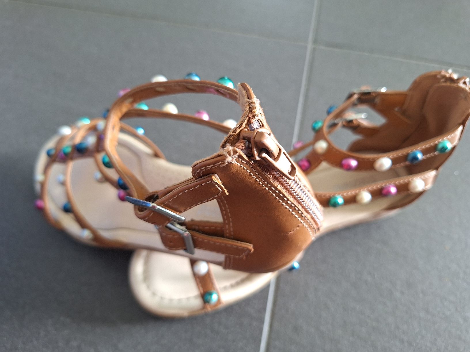 Graceland Schuhe für Mädchen: Mädchen Sandalen Gr. 33 Graceland – Gebraucht aus Brittnau von Norge77 1