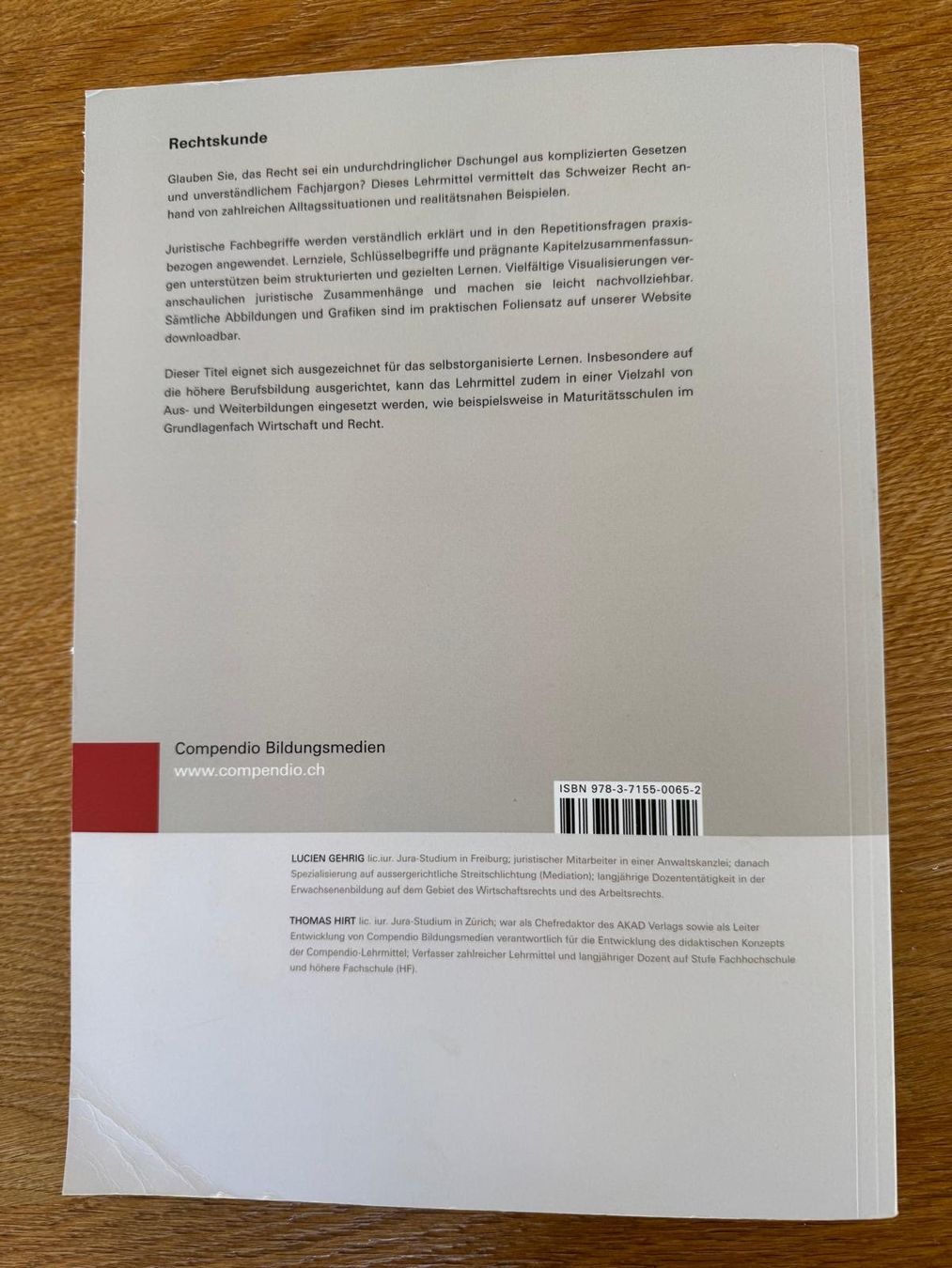 Libri: Lucien Gehrig , Thomas Hirt - Rechtskunde – Usato da Diepoldsau venduto da jessie.lena 1