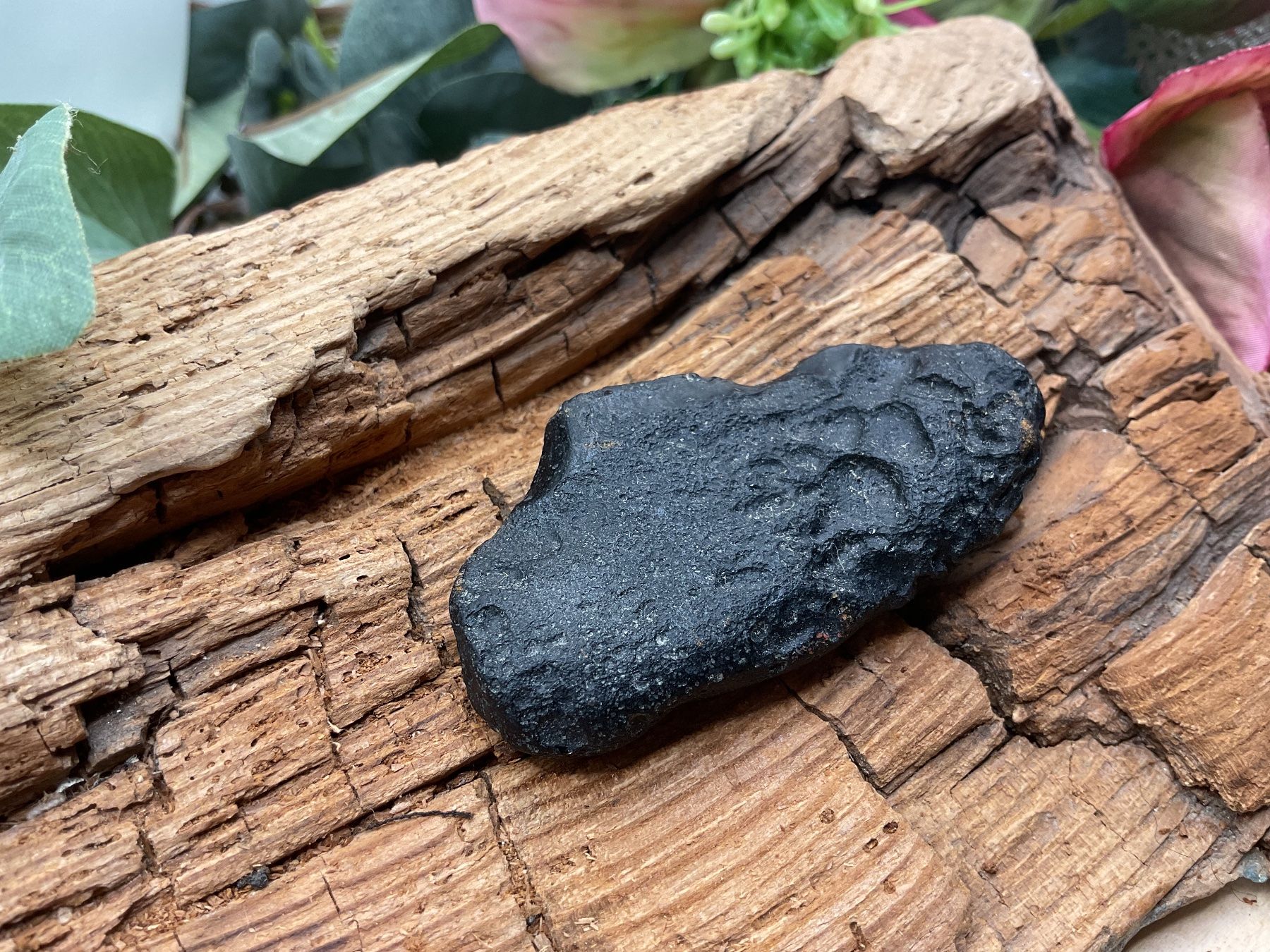 Mineralien & Heilsteine: 3 Rohsteine, Saphir,, Amethyst und Tektit – Neu (gemäss Beschreibung) aus luzern von Alpendorf1 2