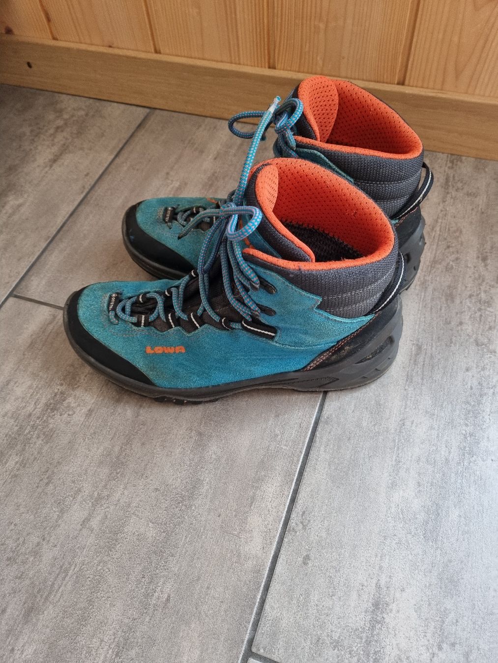Lowa Scarpe per ragazzi: Lowa Wanderschuhe Cadin GTX Mid Junior Gr. 38 – Usato da Reichenbach i. K. venduto da Fanki83 4