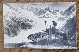 Fieschergletscher und Alpinist im Vordergrund, Photo F. Ritz