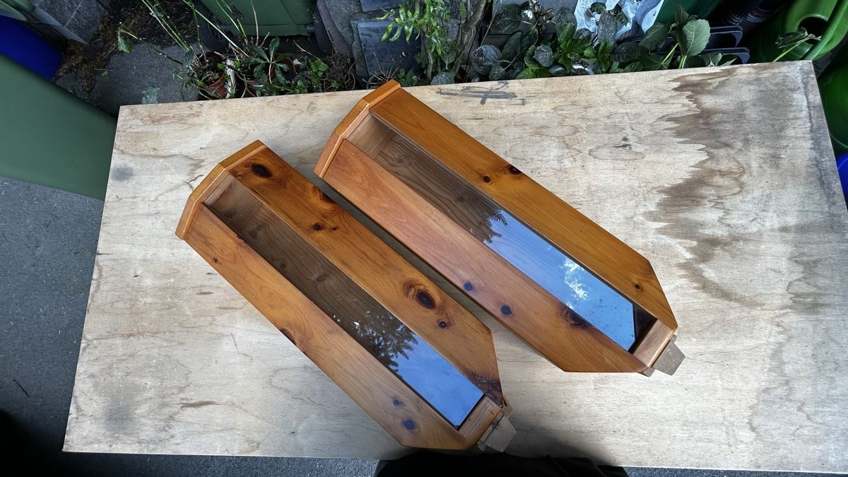 Articoli in legno: Getreidesilos aus Holz – Usato da Oberurnen venduto da red_5myh 1