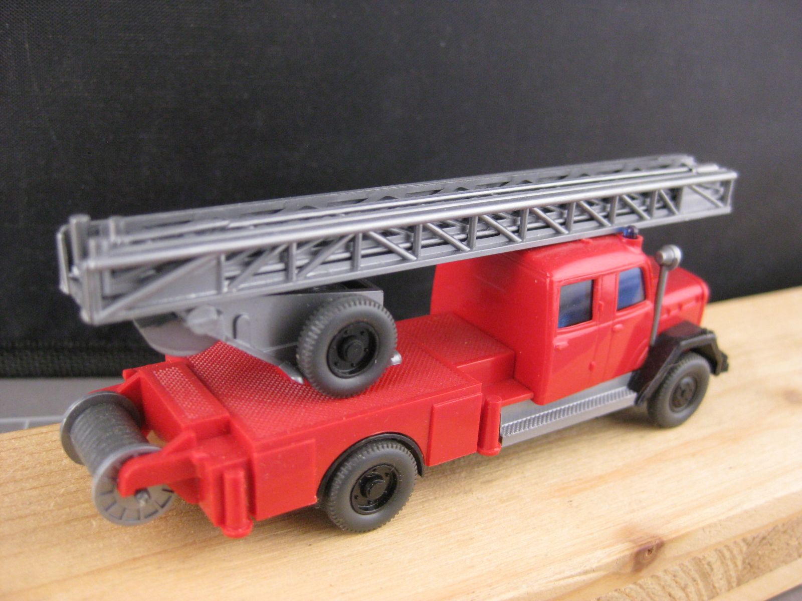 Modellini di ferrovie: Wiking Feuerwehr Drehleiter – Usato da Malters venduto da Marosko 3