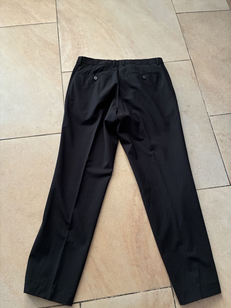 Costumes, combinaisons de sport et fonctionnelles: Boss Herren Anzug – D'occasion à Volketswil par casertana 6