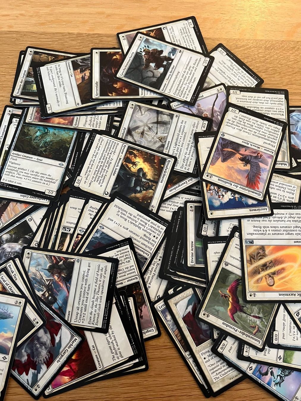 Karten: 100 zufällige Magic Karten Farbe weiss + 20 Land Karten – Neu (gemäss Beschreibung) aus Richterswil von Busanca 1