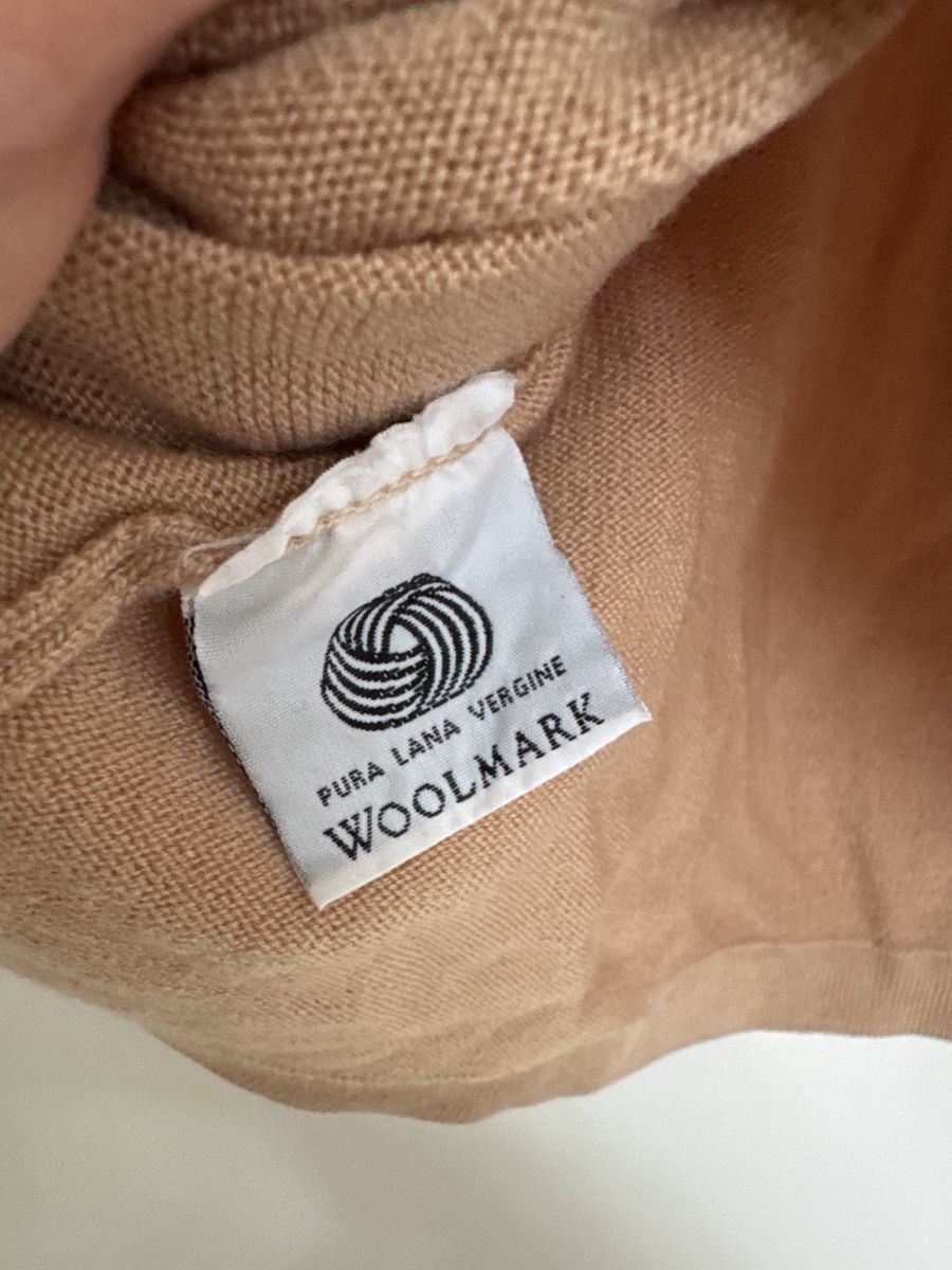 Pullover & Sweatshirts: Schurwolle Basic Pullover Gr. 36 S beige Woolmark Naturfaser – Gebraucht aus Küsnacht ZH von Van_6lmf 1