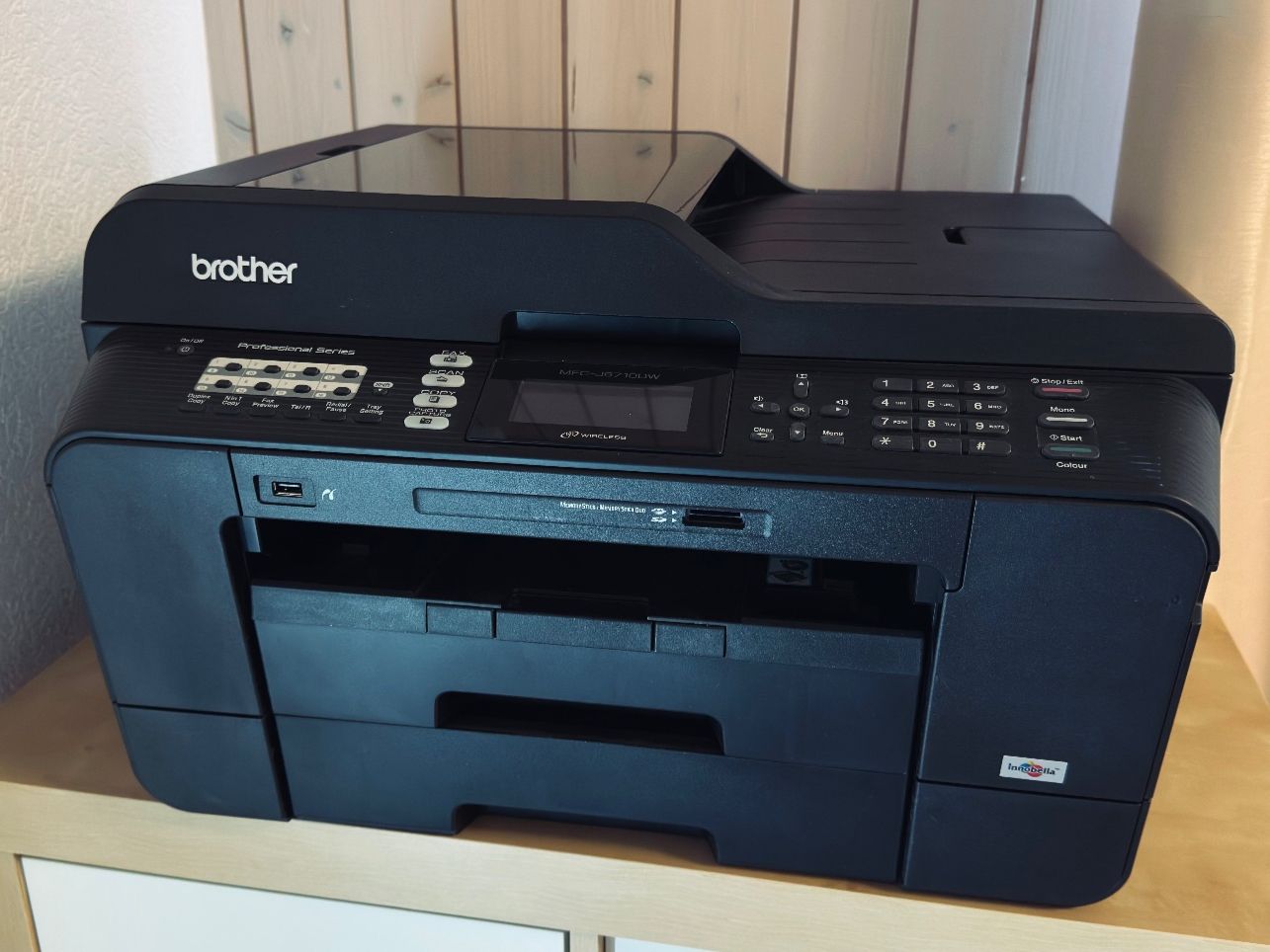 Brother Stampanti: A3 Farb-Multifunktionsdrucker Brother MFC-J6710DW – Usato da Mörschwil venduto da vet_vzj9 2