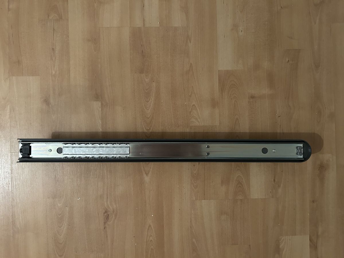 Armadi: Ikea Pax Komplement Hakenleiste 58 cm – Usato da Bözen venduto da Feel_pink 1