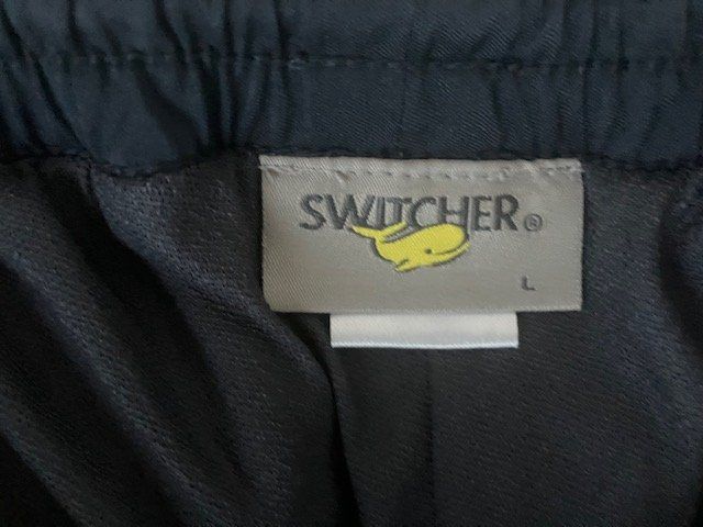 Pantaloni: Short  Switcher bleu marine - Taille L – Usato da Marin-Epagnier venduto da rchouchouu 2