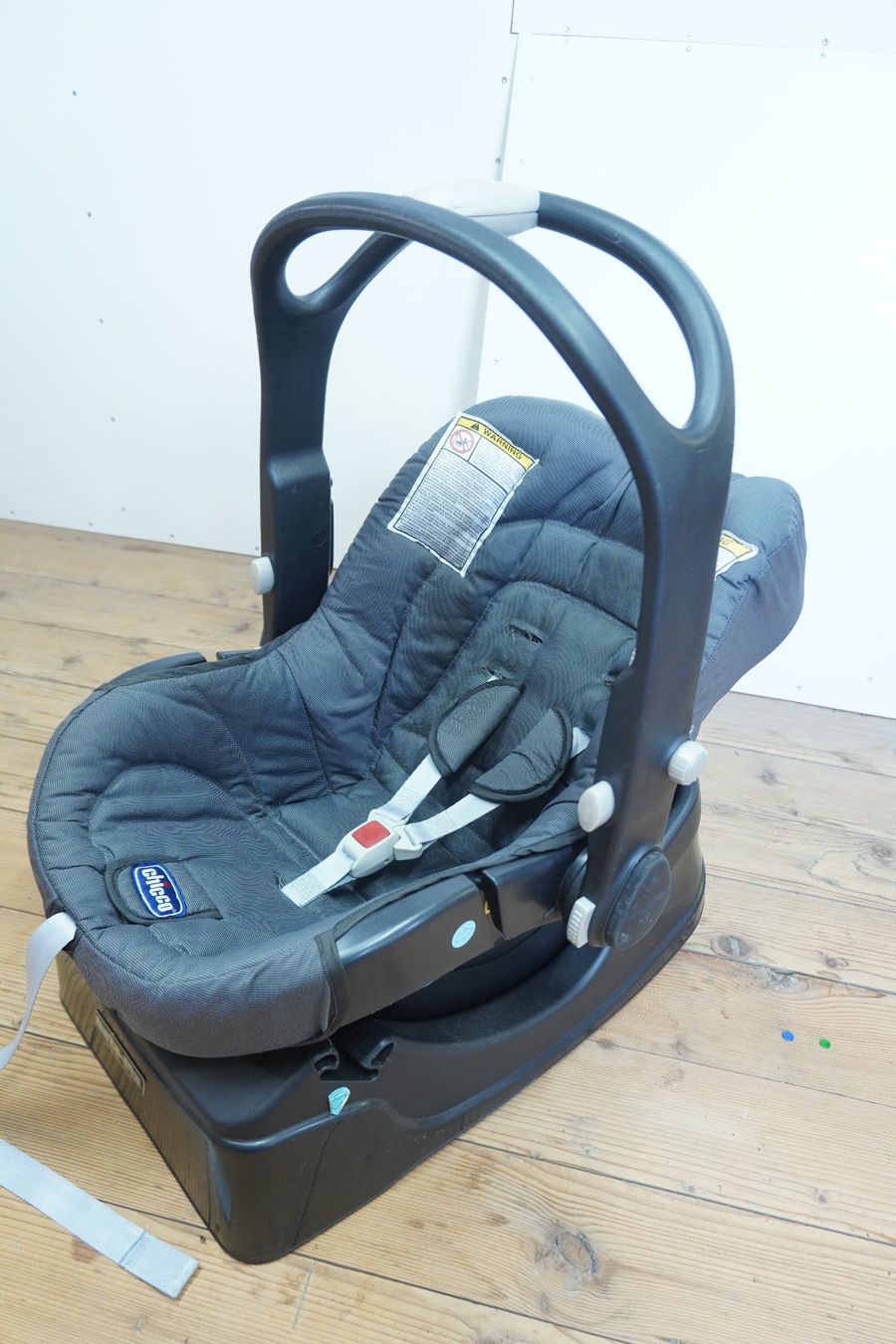 Chicco Auto-Kindersitze: Babyschale Chicco 0-13Kg – Gebraucht aus Thunstetten von blob87 1