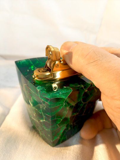 Feuerzeuge: Briquet de table Vintage, années 60 – Gebraucht aus Ponts-de-Martel von Henri-Louis 5