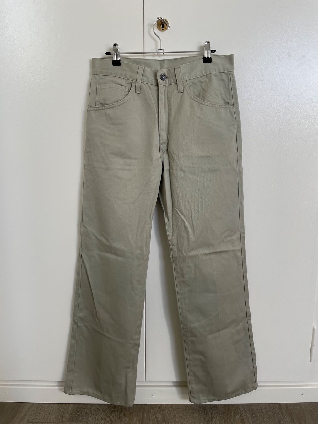 Levi's Pantaloni: Hose Levi's W29 – Usato da Bern venduto da ann_z7qj