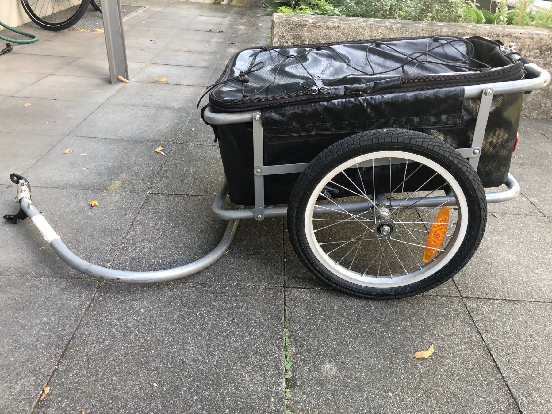 Anhänger: Velo- und Lastenanhänger – Gebraucht aus Bern von