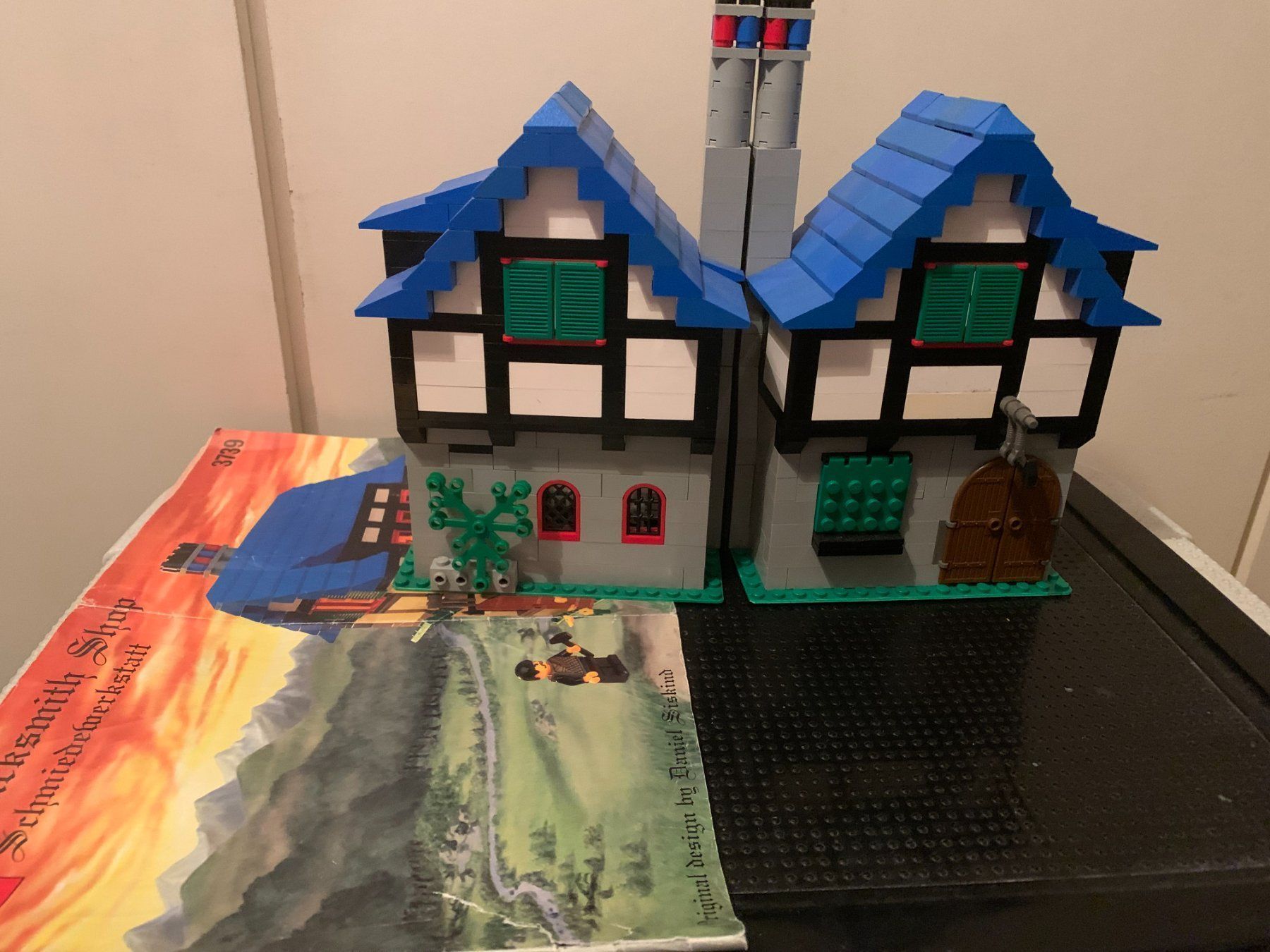 Lego Kit di costruzioni: LEGO Ritter 3739 Blacksmith Shop – Usato da Basel venduto da Don-Angel 1
