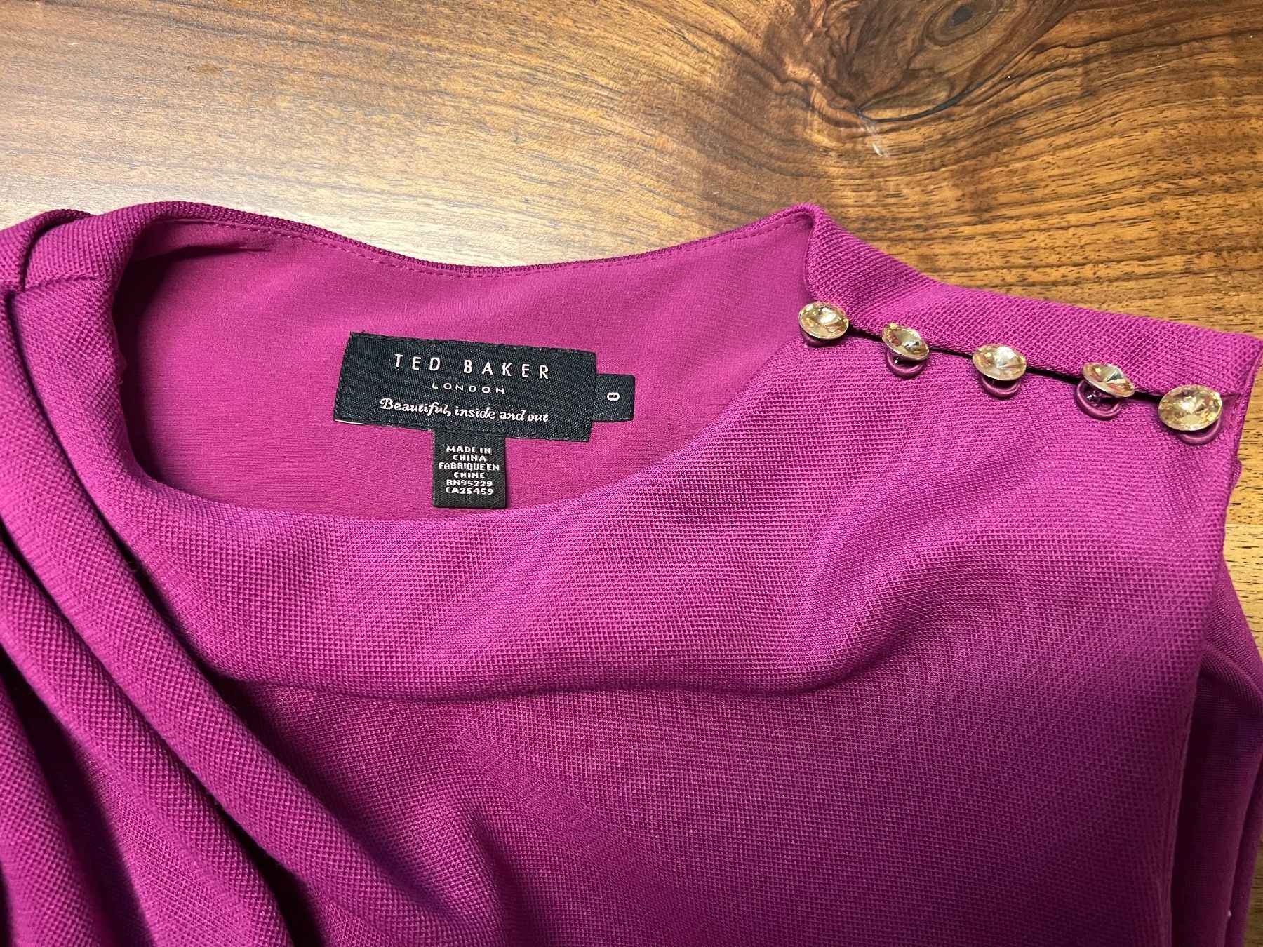 Vestiti: Ted Baker size 0 – Usato da Thalwil venduto da 0041angel 1