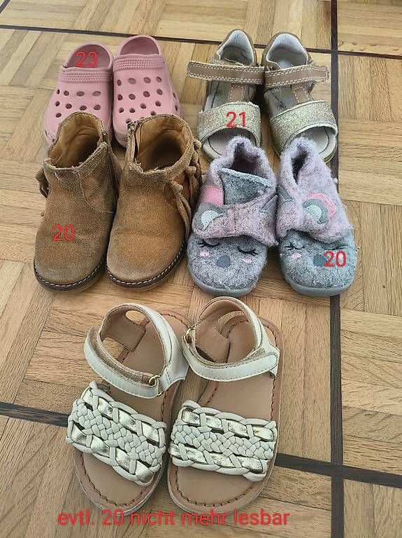 Schuhe für Mädchen: Gebrauchte Sandalen – Gebraucht aus Lustmühle von Fabianagneuk 1