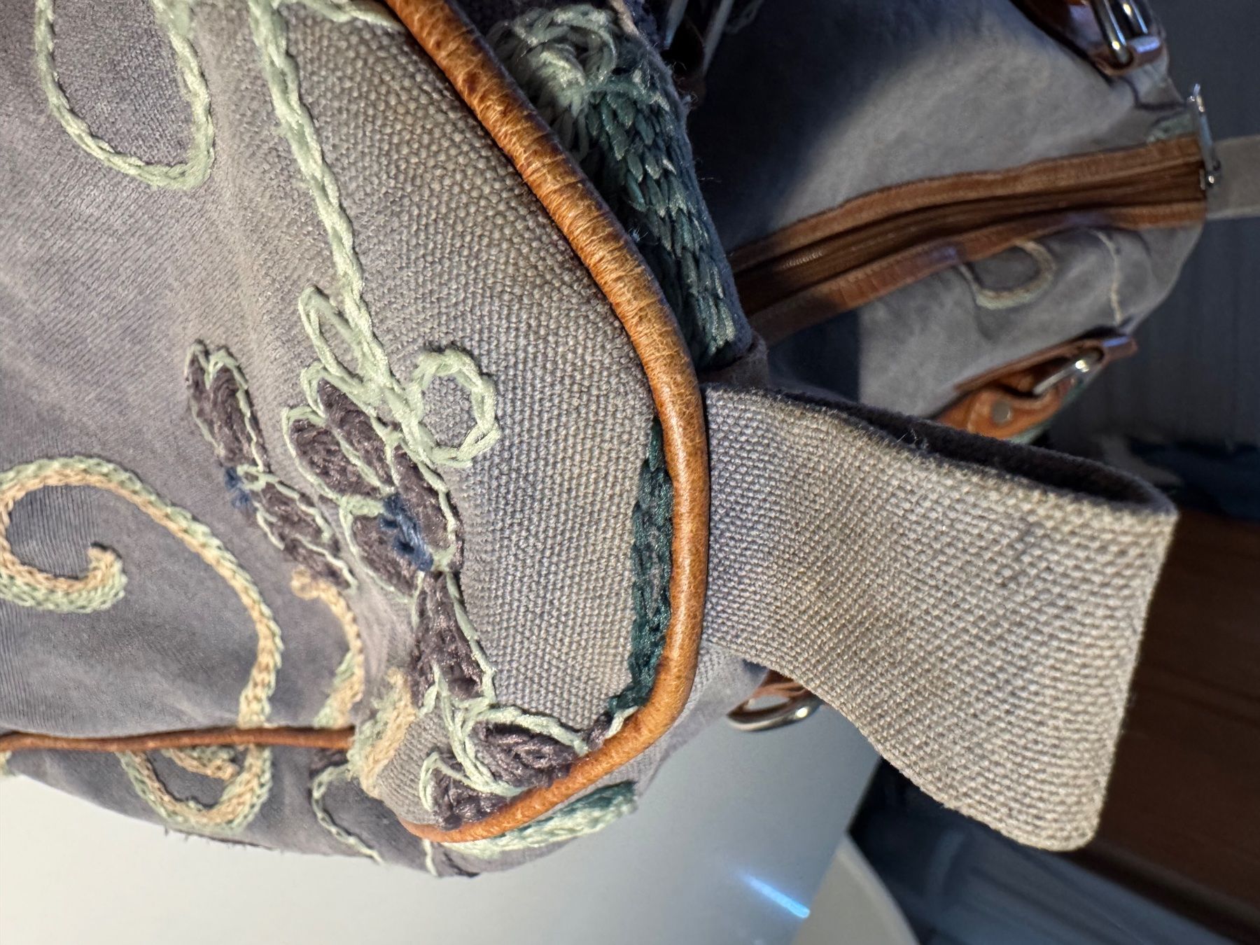 Borse da donna: Coole Handtasche Annie MacPhail – Usato da Zumikon venduto da calibru 5