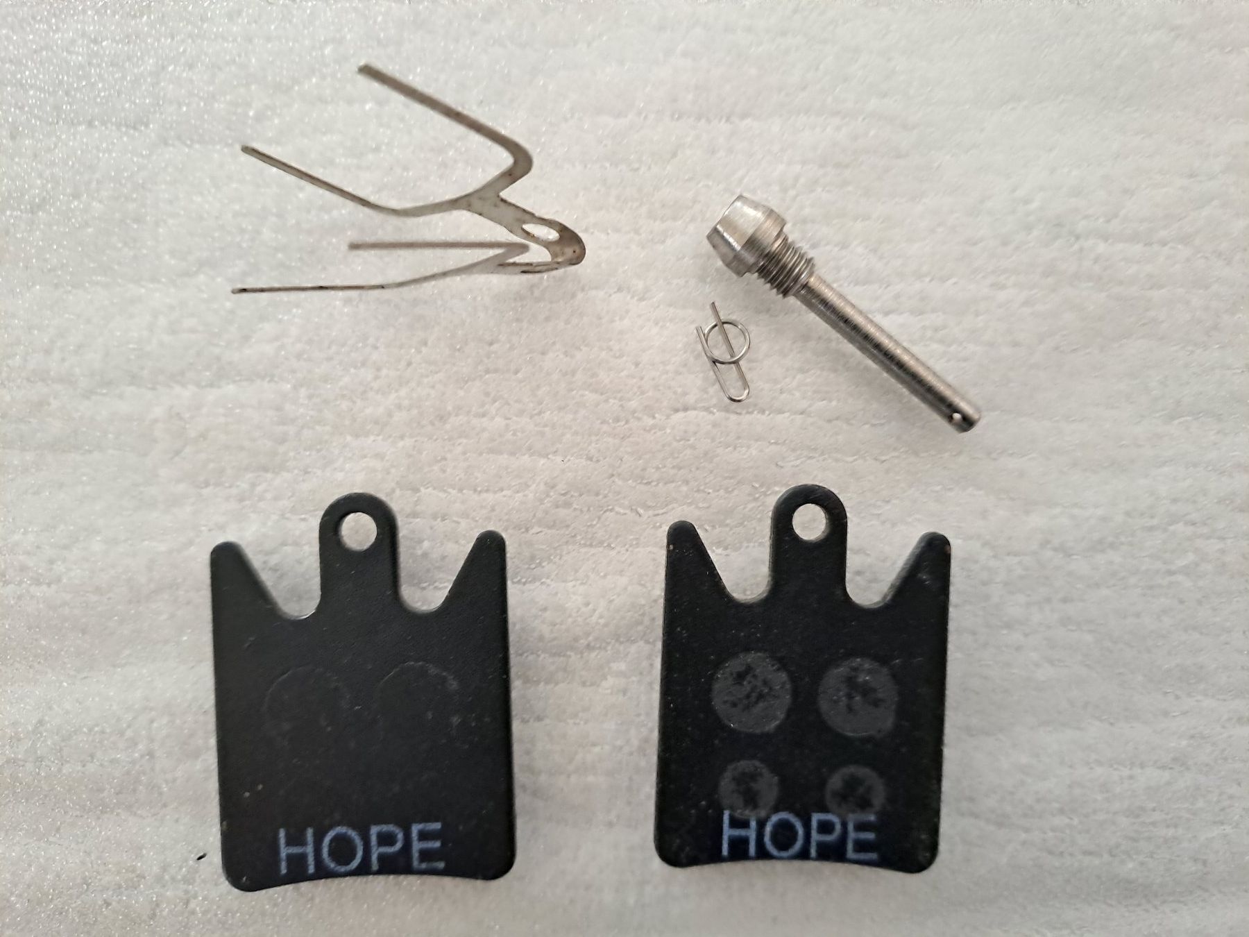 Hope Ersatzteile: HOPE V2 Bremsbeläge HBSP203 – für Tech V2 / Evo V2 / OVP – Neu und originalverpackt aus Hedingen von ang_6hch 2
