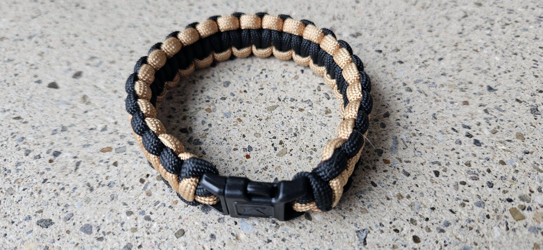 Schweizer Armee Placchette & Badge: *** Armband Paracord *** – Nuovo e nell'imballaggio originale da Riedholz venduto da fr_sIruP