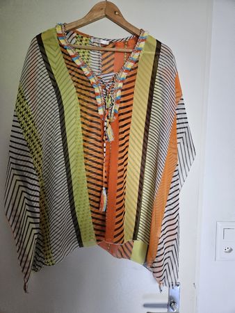 Tunique d'été légère et colorée - Taille Unique ☀️😎