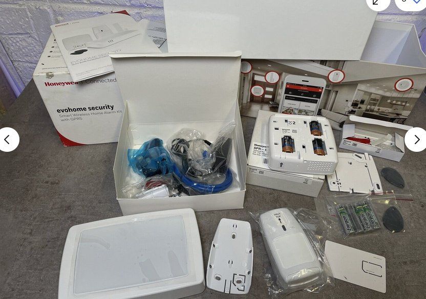 Honeywell Sistemi d'allarme: Honeywell Evo Home Smart Wireless Home Security Kit HS922GPR – Usato da Lugnorre venduto da serge.morgenegg 1