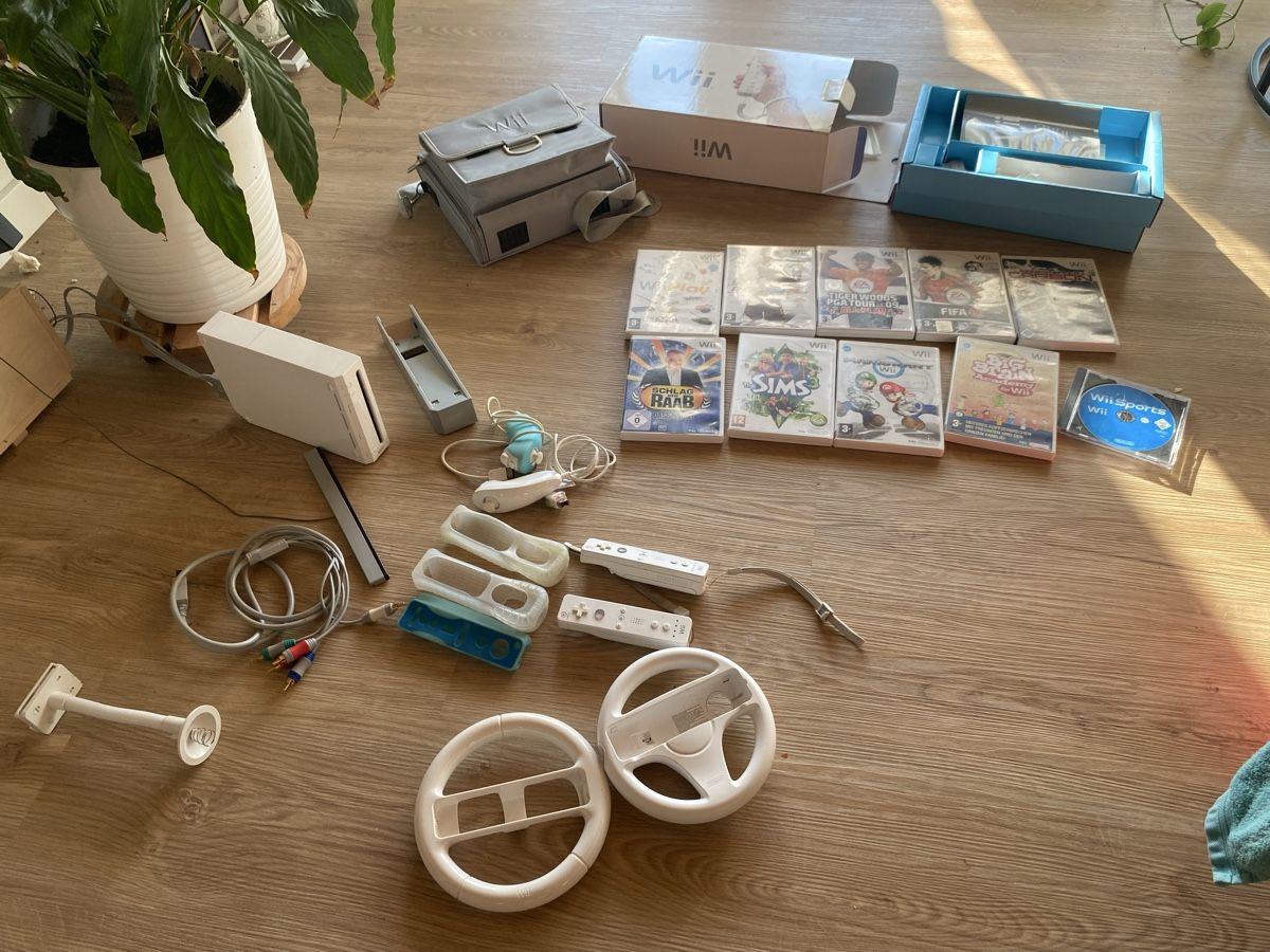 Nintendo Consoles: Nintendo Wii Komplett-Set – Neuf (Voir description) à Steckborn par Amandabraun96