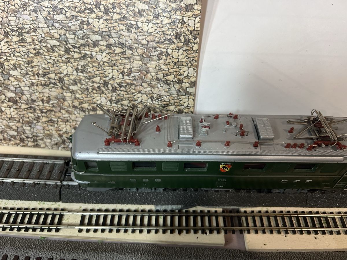Märklin Modellini di ferrovie: Märklin SBB Ae 6/6 – Usato da Dübendorf venduto da Troggy 2