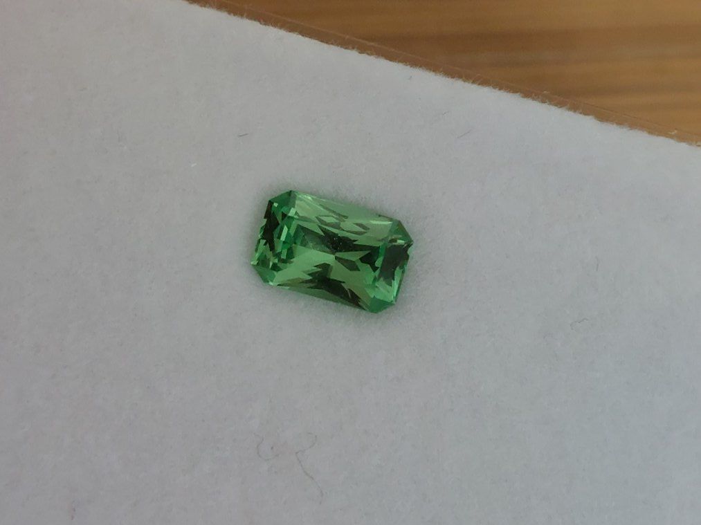 Pietre preziose: Flash sale !!! Tsavorite bluish 1.30ct Certified – Usato da Bévilard venduto da Yougems 8