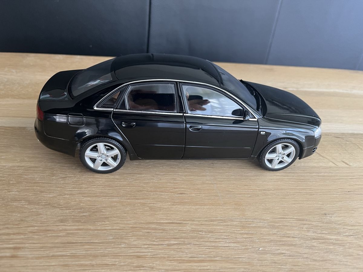 Minichamps Modellini d'auto: Audi A4 1/18 Minichamps – Nuovo (secondo la descrizione) da Léchelles venduto da Mlinspiration 3