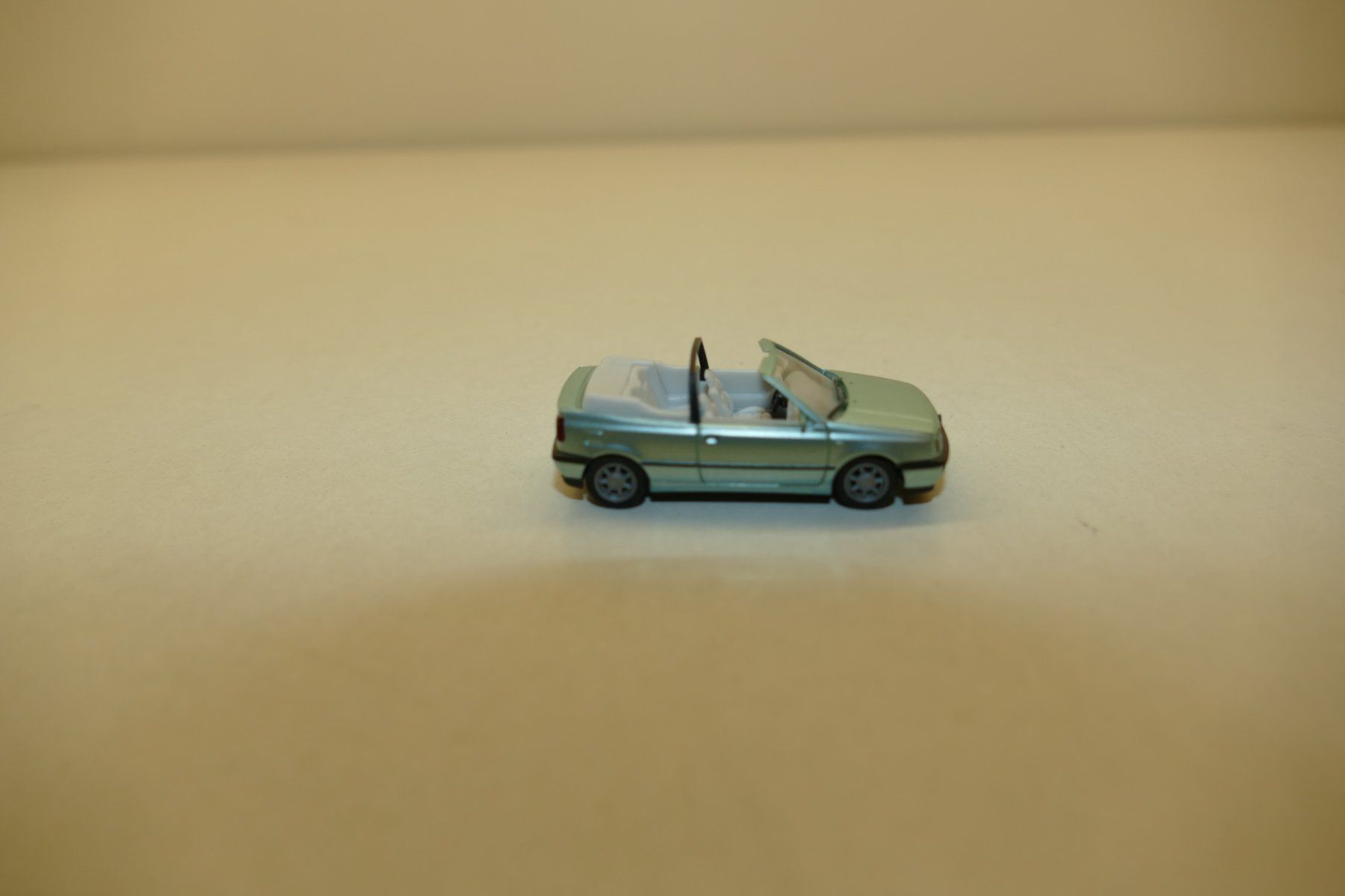 Herpa Modellautos: Herpa 1:87: VW Golf Gabrio – Neu (gemäss Beschreibung) aus Niederhasli von Flash32 3