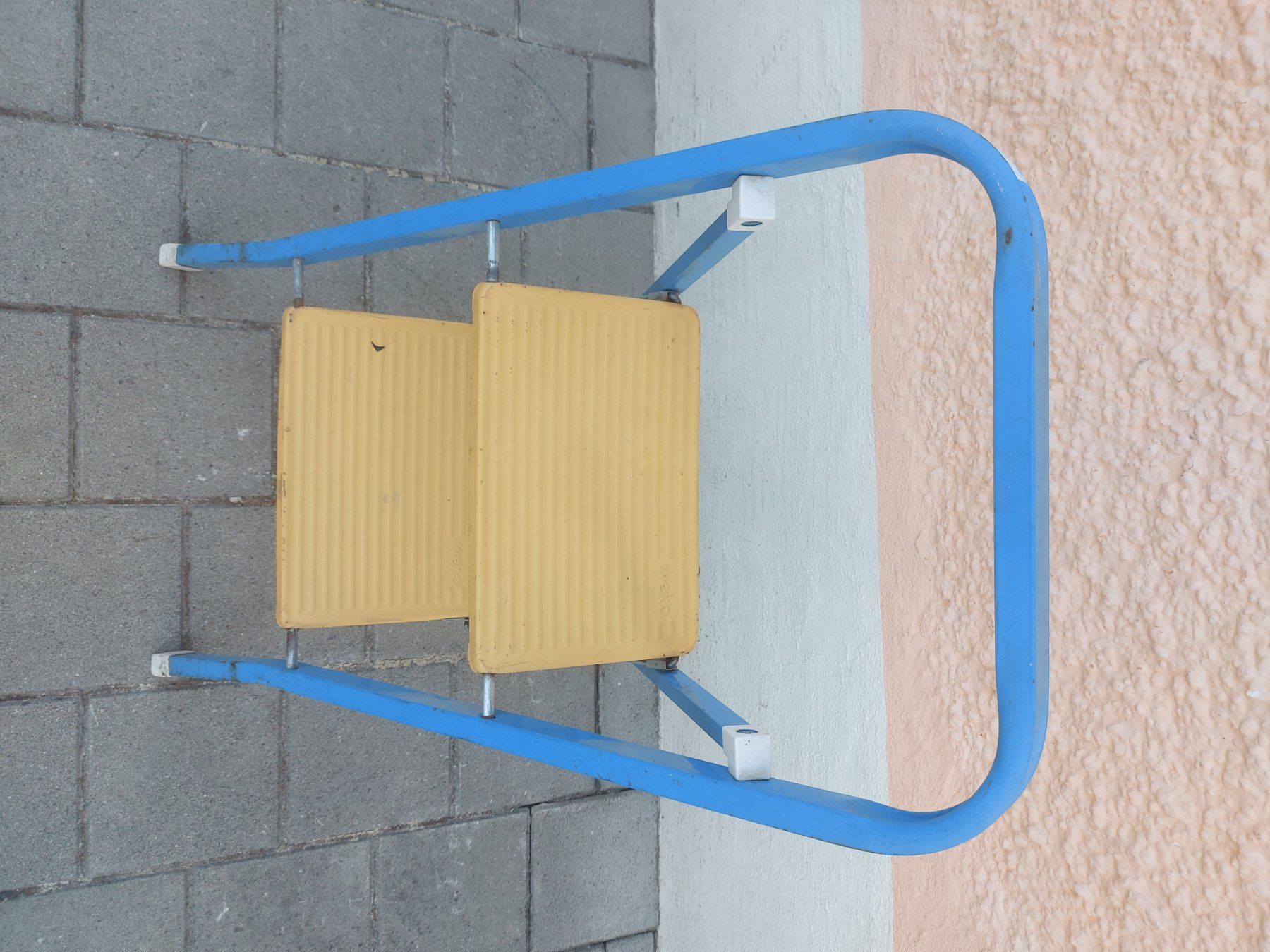 Scale: Tritthocker blau gelb 2 Stufen ; Leiter – Usato da Rheinau venduto da profitronic.shop 2