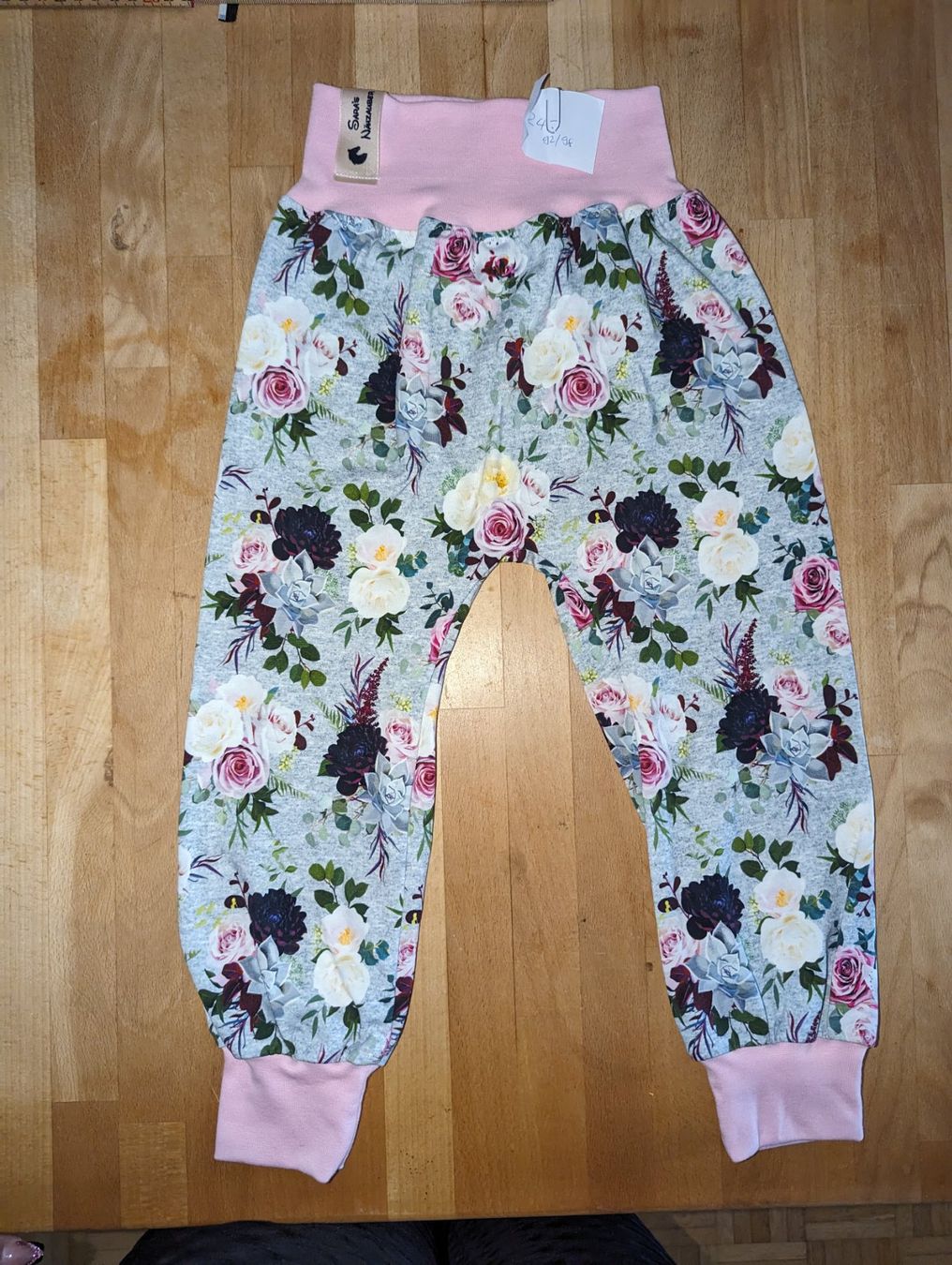 Pantaloni: Pumphose Rosen 92/98 – Nuovo (secondo la descrizione) da Attiswil venduto da Velvet81 1
