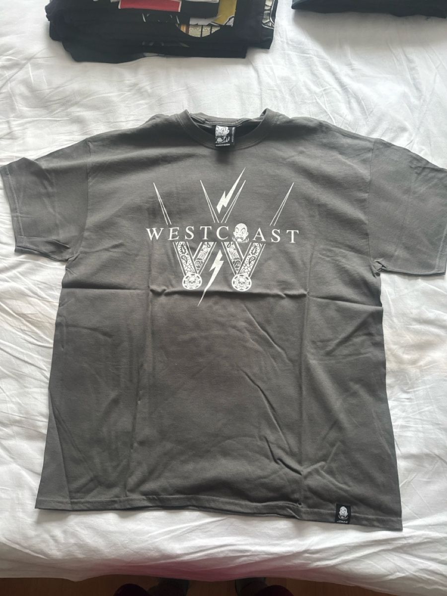 T-shirt: T-Shirt, Joker XL – Nuovo (secondo la descrizione) da Wald zh venduto da 72Marcel 2