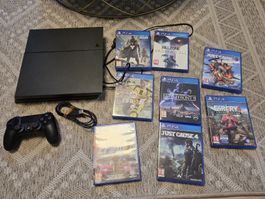 Playstation 4 mit Spielen und Controller