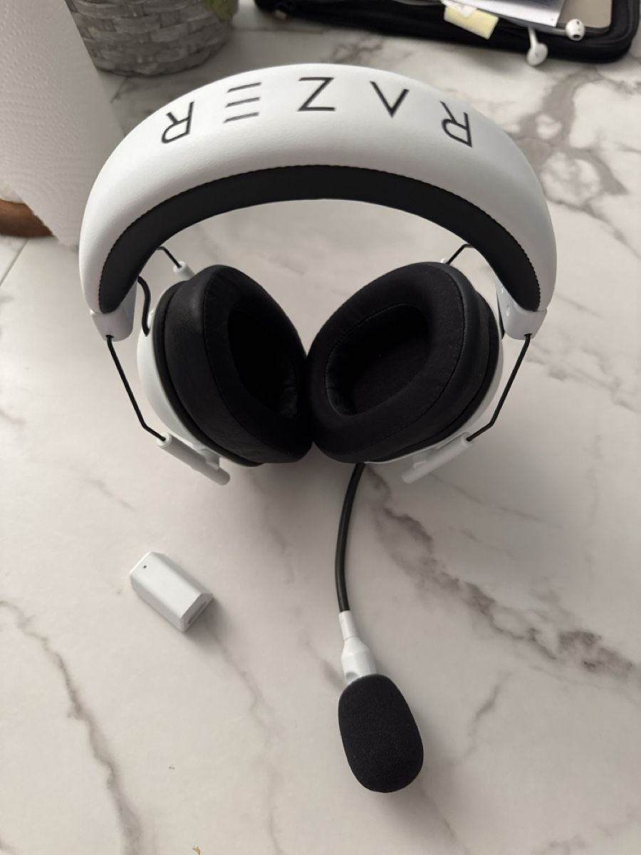 Razer Kopfhörer: Razer V2 Pro Gaming-Headset – Gebraucht aus Emmenbrücke von Salamanter63
