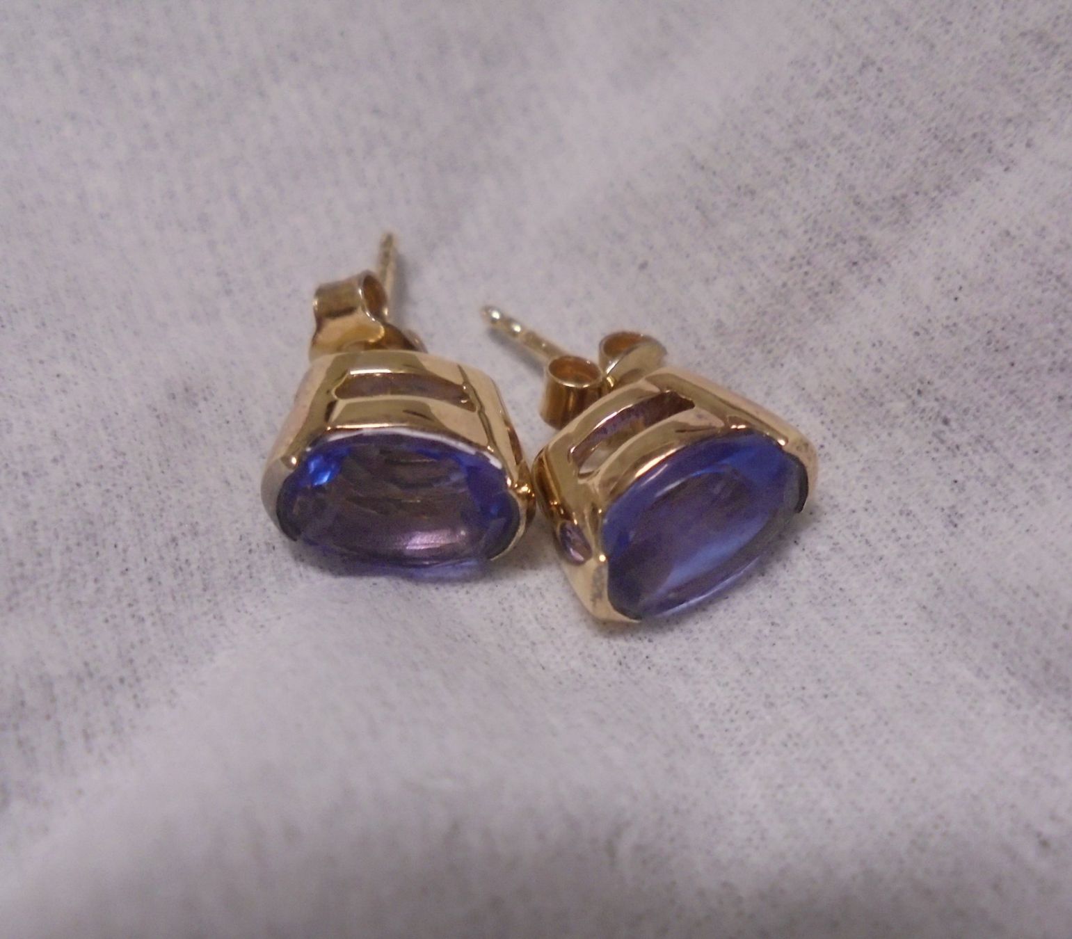 Ohrringe & -stecker: Echtschmuck: Silberohrstecker vergoldet mit Blauem Fluorit – Neu (gemäss Beschreibung) aus Zuchwil von maumauchi 4